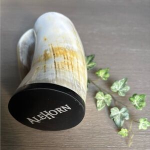 An Alehorn Mug.